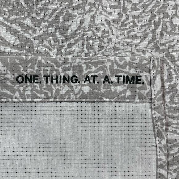 Lululemon Airing Easy Short Sleeve Shirt Crunch M3DWJS Seal Grey Men’s Sz XL - Picture 2 of 6